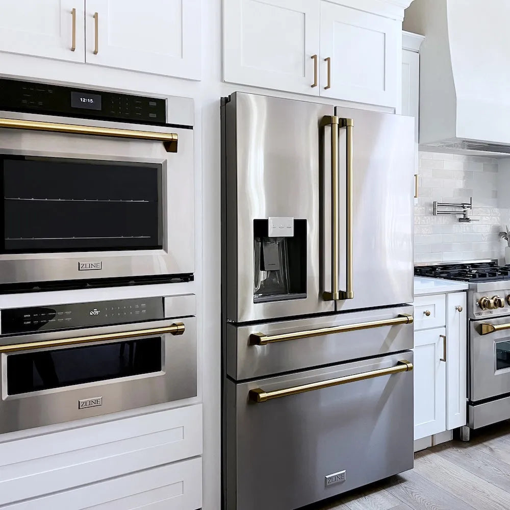ZLINE Autograph Edition 30-inch microwave in stainless steel and champagne bronze accents MWDZ-30-CB, view 7