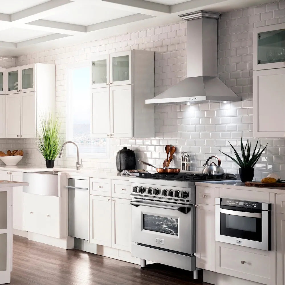 ZLINE Convertible Vent 36-inch range hood in stainless steel KBCRN-36, view 2