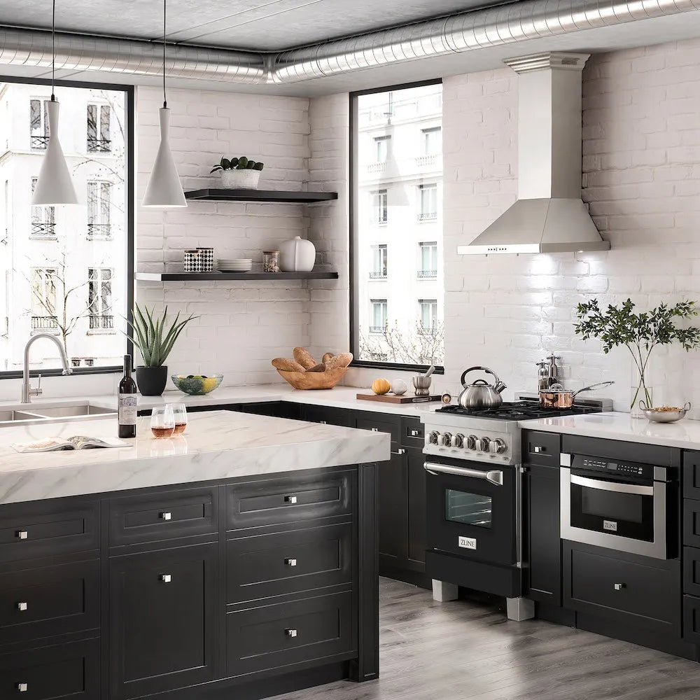 ZLINE Legacy 24-inch range in satin stainless steel with black matte door RAS-BLM-24, view 2