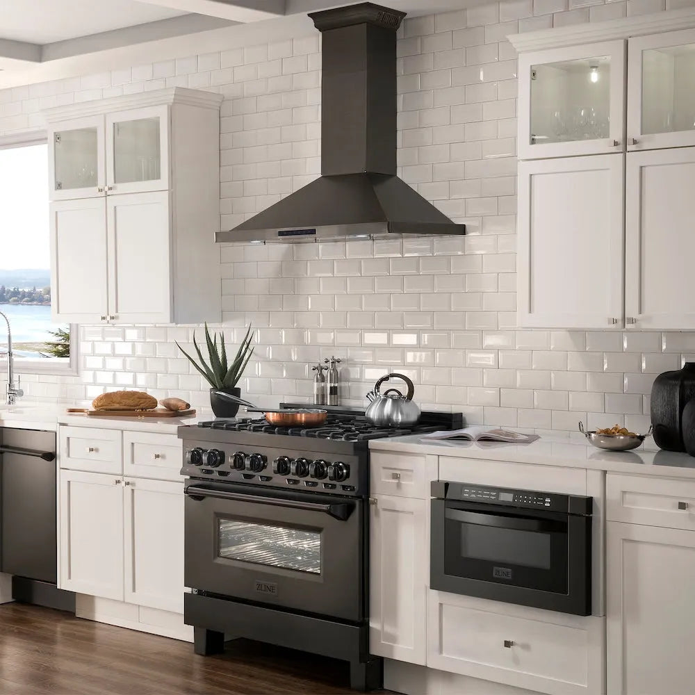 ZLINE CrownSound 36-inch range hood in black stainless steel BSKBNCRN-BT-36, view 2