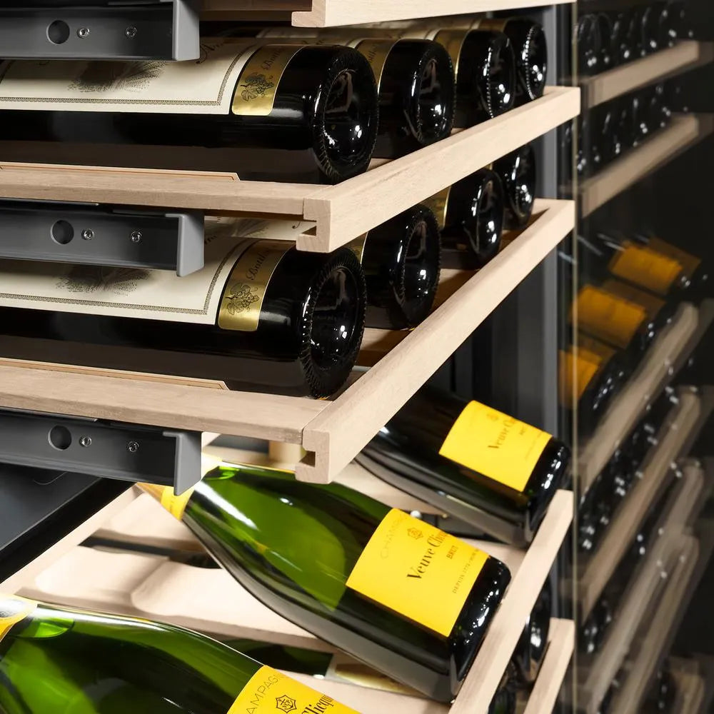 ZLINE Autograph Edition 18-inch wine cooler in satin stainless steel with graphite gray interior and polished gold accents RCWVLZ-SN-18-G, detail
