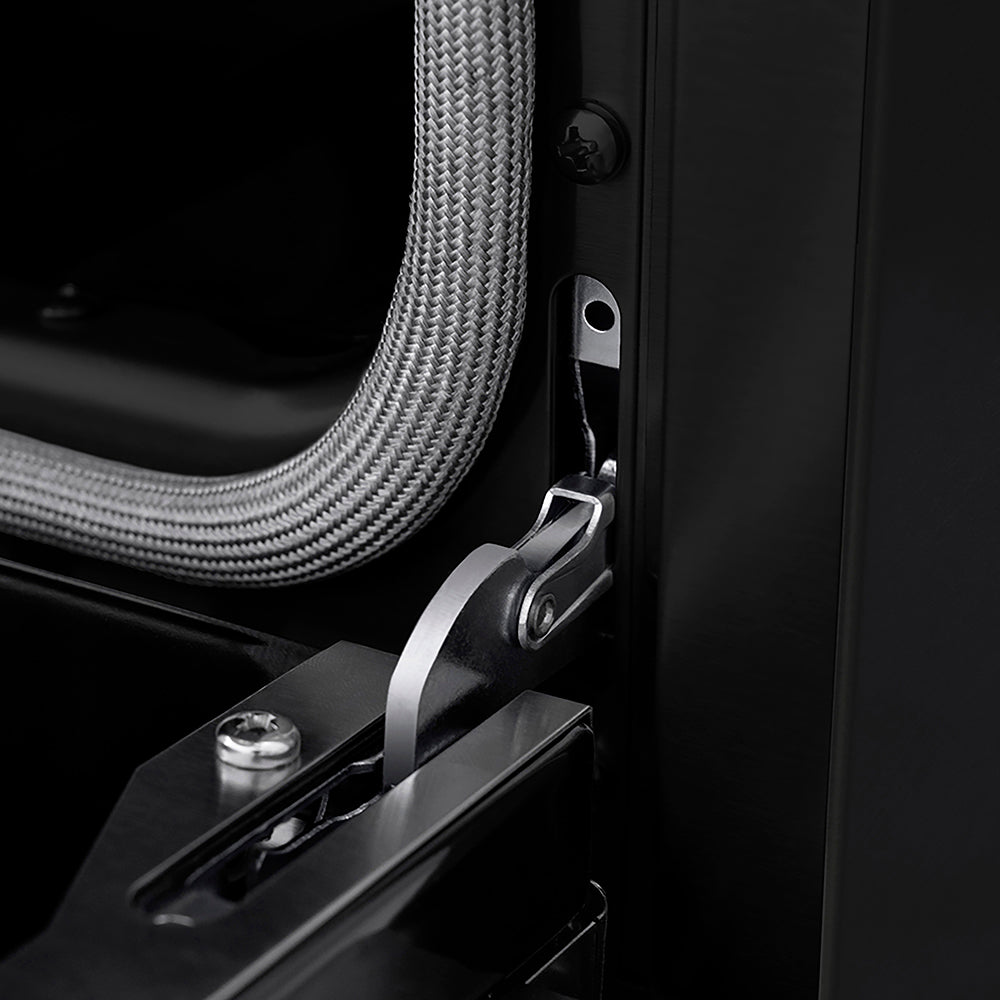 ZLINE Autograph Edition Paramount 36-inch range in black stainless steel and polished gold accents SGRBZ-36-KG, detail