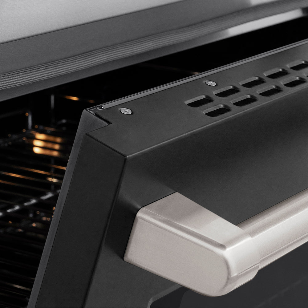 ZLINE Paramount 36-inch range in stainless steel with black matte door SINR-BLM-36, detail