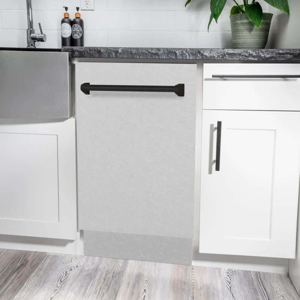 ZLINE Autograph Edition Tallac 18-inch dishwasher in satin stainless steel and matte black accents DWVZ-SN-18-MB, detail