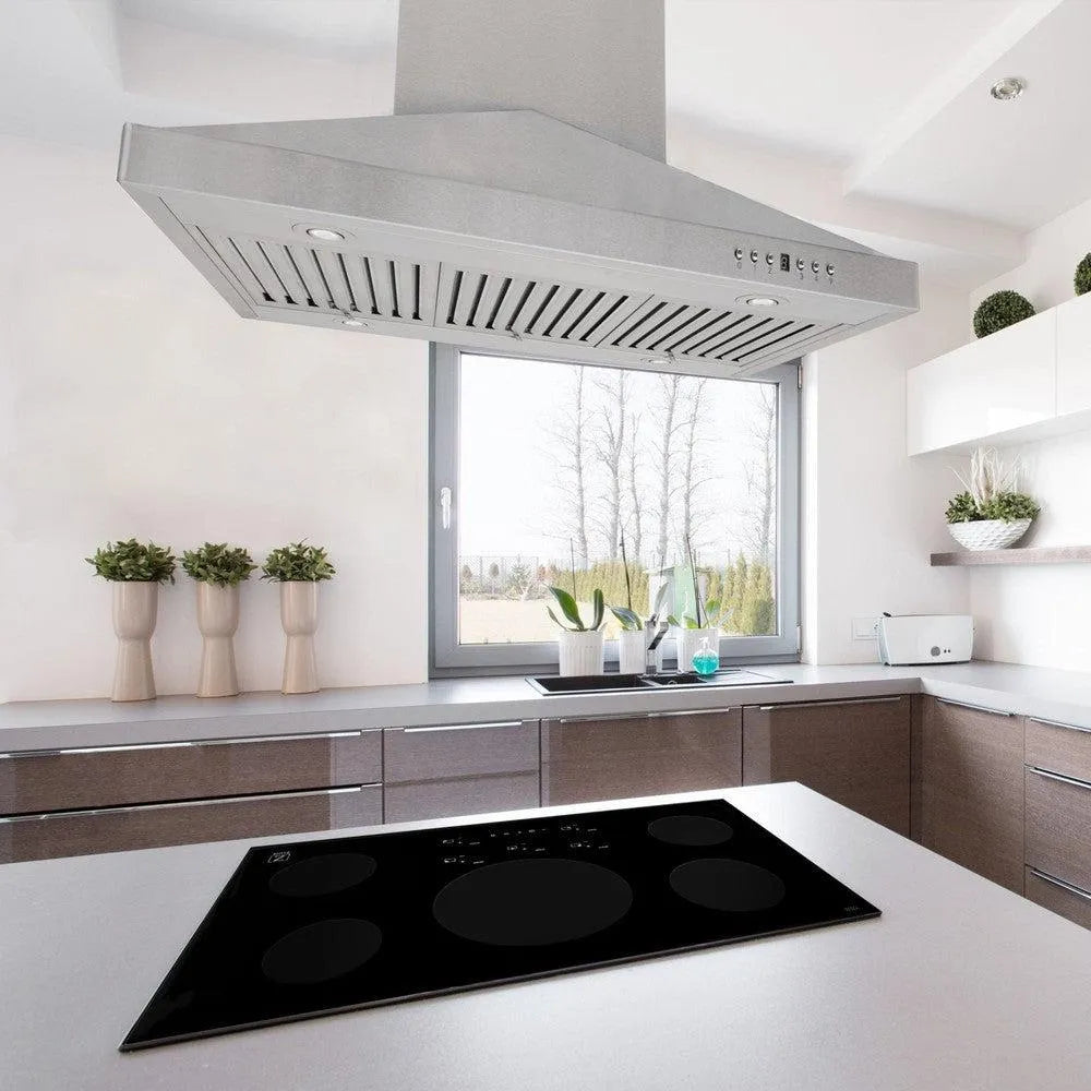 ZLINE CrownSound 30-inch range hood in stainless steel GL1ICRN-BT-30, view 2